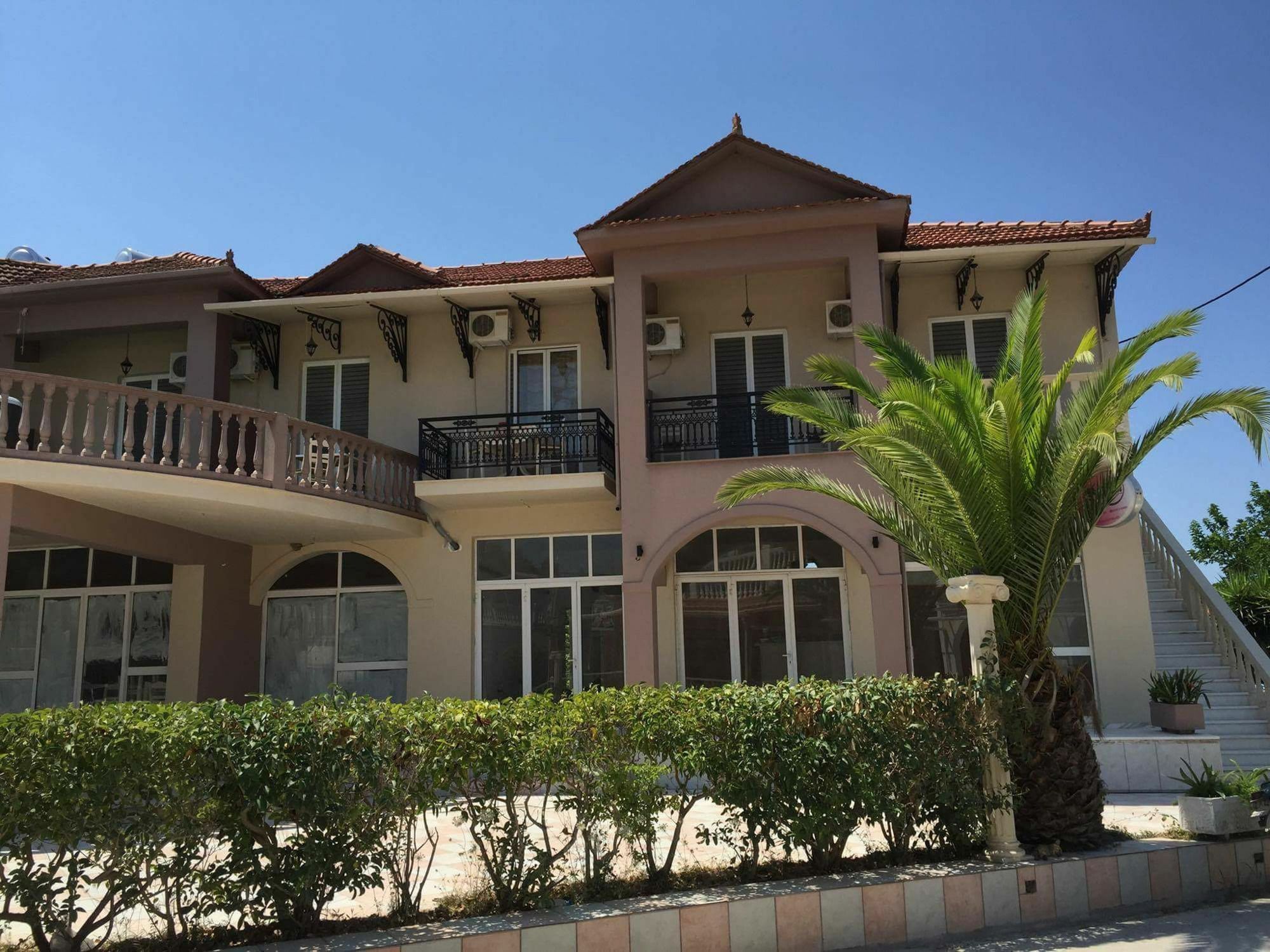 Zante Flower Studios & Apartments Аликанас Экстерьер фото